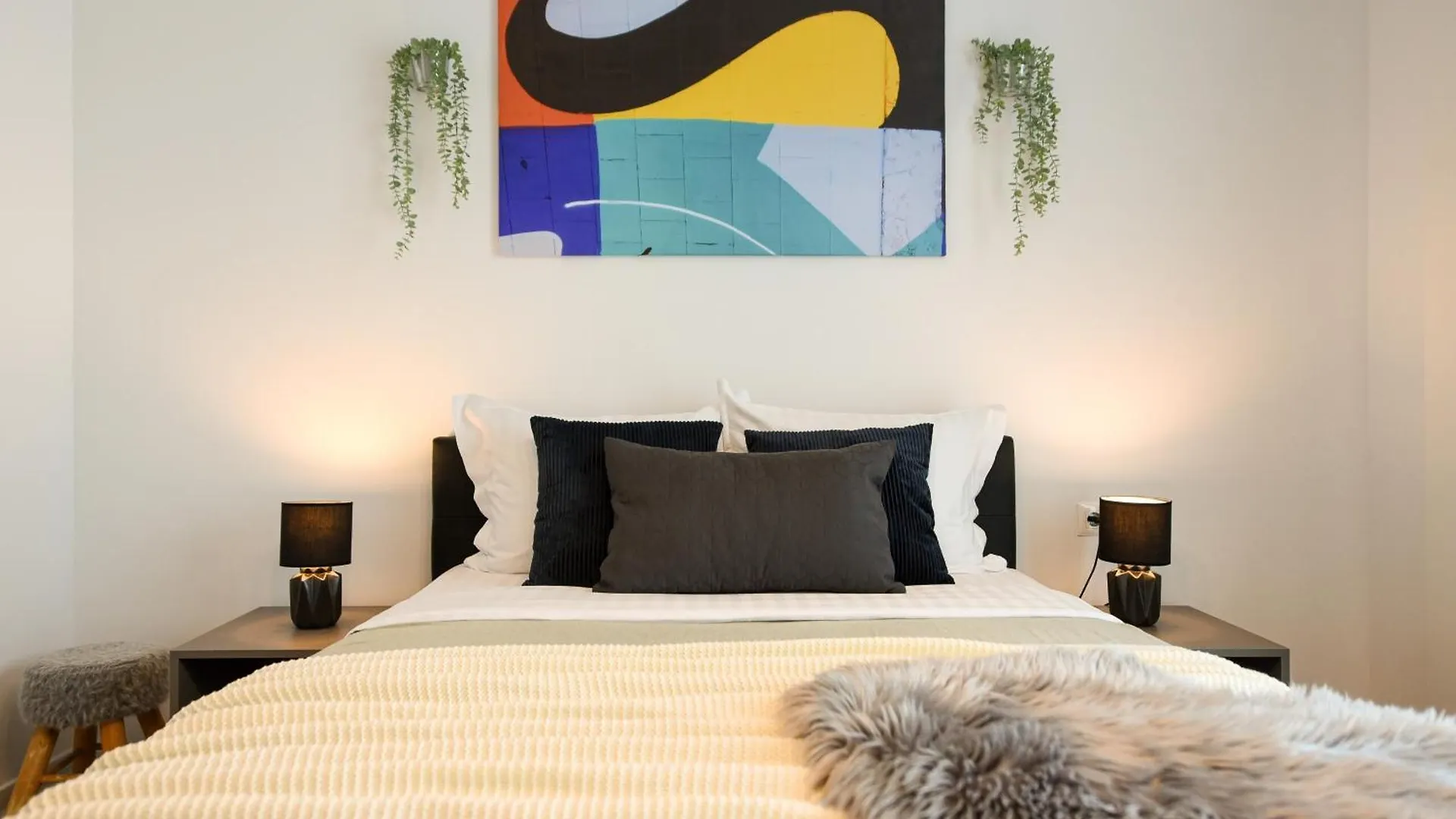 Infinite Horizons - Modern Living In North Business District Apartment Bucureşti România