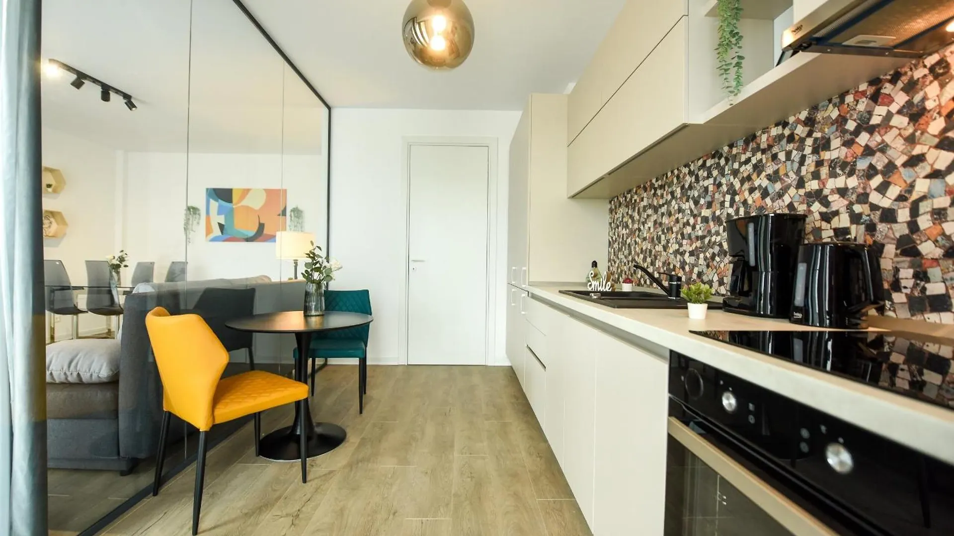 Infinite Horizons - Modern Living In North Business District Apartment Bucureşti 0*,